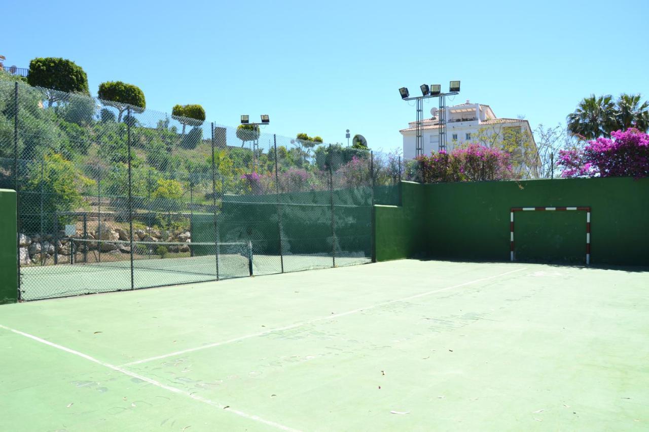 Luxury Garden Apartment - Walking Distance To The Sea Sitio de Calahonda Esterno foto