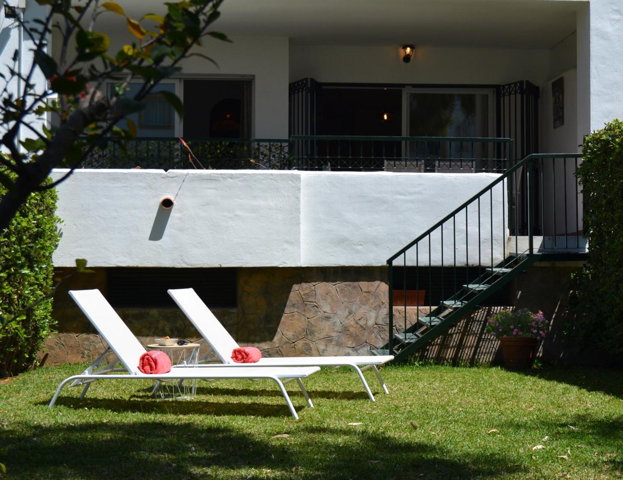 Luxury Garden Apartment - Walking Distance To The Sea Sitio de Calahonda Esterno foto